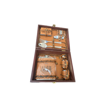 طقم تخييم رجالي فاخر – إصدار باكو | Souvenir.az